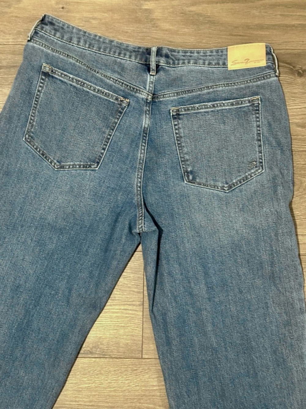 Seven7 Featherlight Straight Wide Leg Jeans in Size 12 Blue Denim - Picture 13 of 16